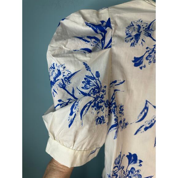 Flying Tomato wrap blouse  blue and white floral print puff sleeves size Large - Picture 4 of 9